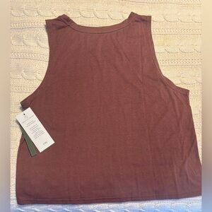 Threads 4 Thought Women's Sleeveless Plum Top Front Pocket Crew Neck Sz L NWT